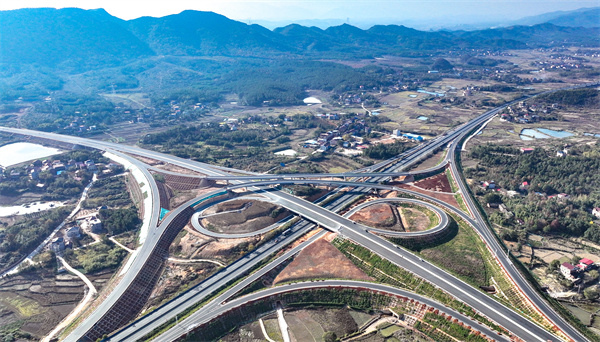 衡永高速公路建设扫尾预计明年5月通车(图2)