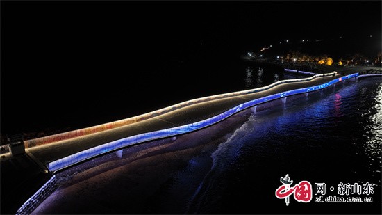 凭海临风夜游!青岛小麦岛又添夜景打卡地